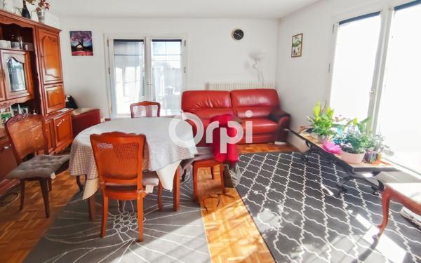 Maison à vendre    4 pièces •  Fosses