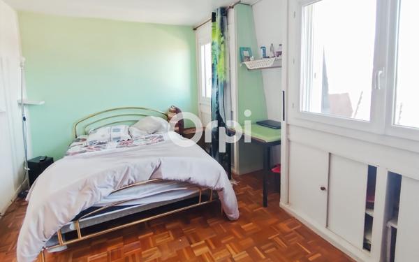 Maison à vendre    4 pièces •  Fosses