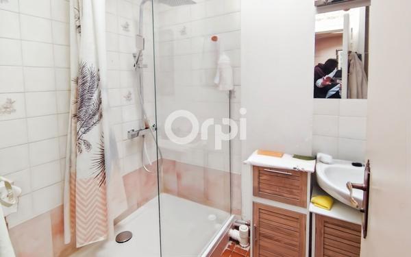 Maison à vendre    4 pièces •  Fosses