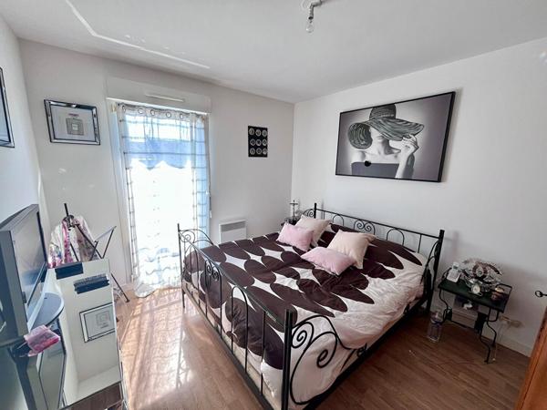 Appartement à Calais 5 de 80 m2 avec ascenseur, 2 chambres, balcon, garage, cave