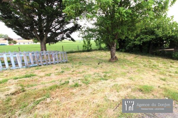 Maison ancienne Chaniers 301 m²