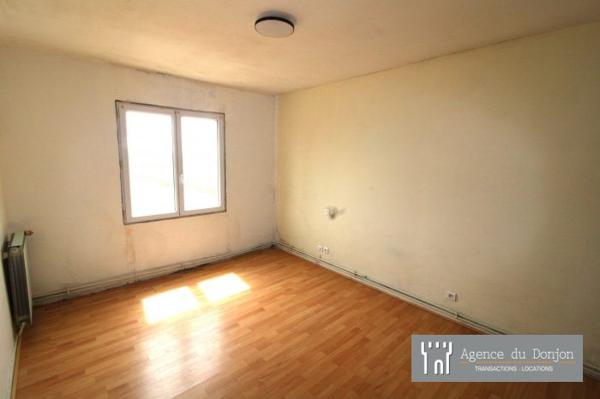 Maison ancienne Chaniers 301 m²