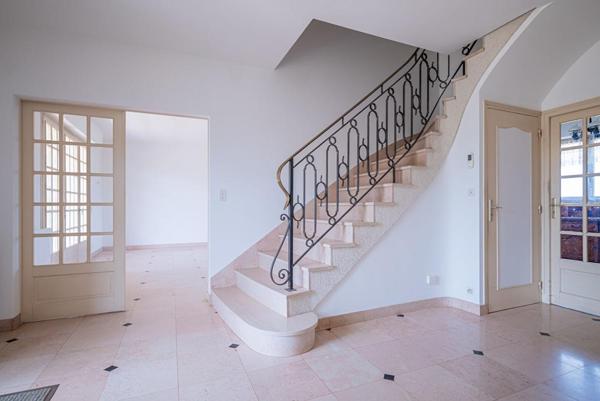 Maison Montval Sur Loir 5 pièce(s) 126 m2