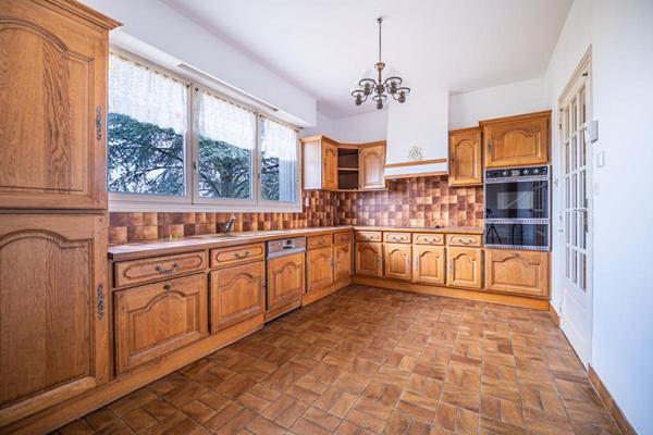 Maison Montval Sur Loir 5 pièce(s) 126 m2