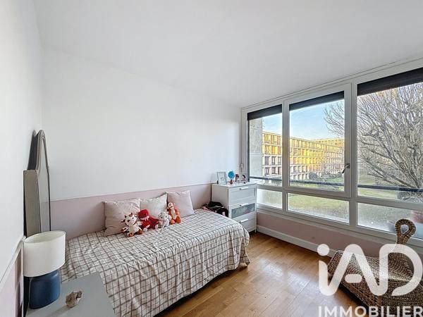 Appartement à vendre 3 pièces 56 m² Meudon-la-Forêt