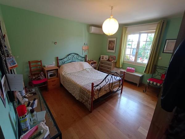 Maison  6 pièce(s) 152 m2