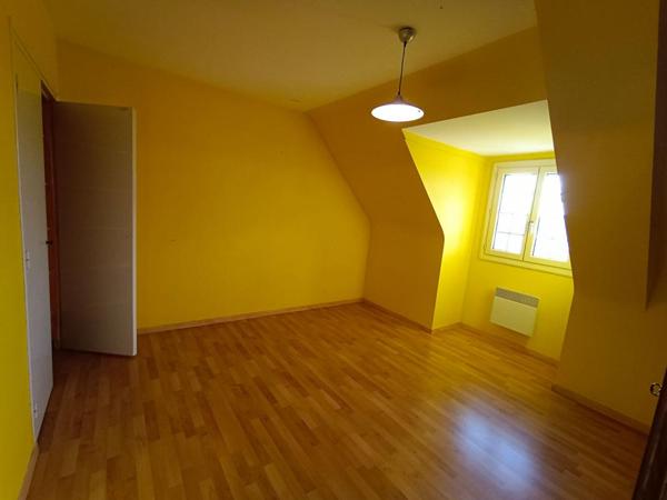 Maison  6 pièce(s) 152 m2