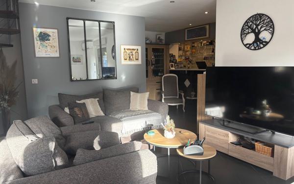 Maison à vendre    5 pièces •  Léon