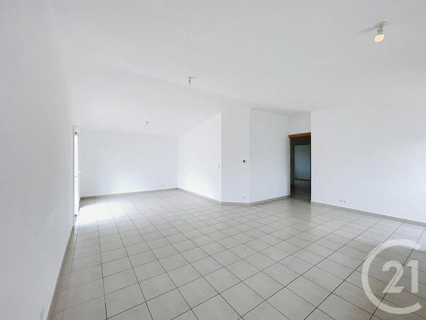 Maison à vendre  4 pièces - 80,83 m 2   CHALLANS  - 85