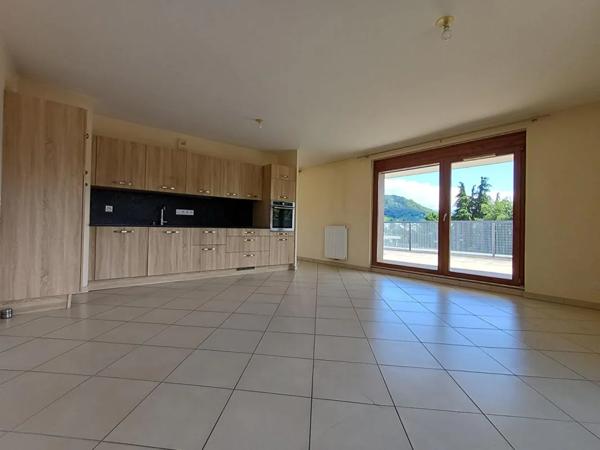 Appartement à vendre à Challes-les-Eaux (73190)