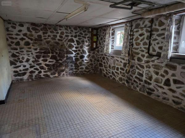 Maison à vendre à Mayenne en Mayenne (53100), ref : 53075/DLS74