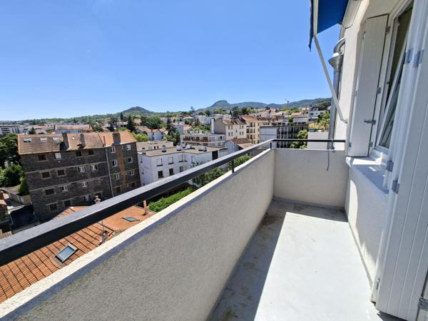 À louer Appartement T3 avec balcon, garage et cave - Clermont-Province