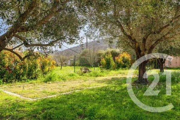 Maison à vendre  8 pièces - 230 m 2   LES ARCS  - 83