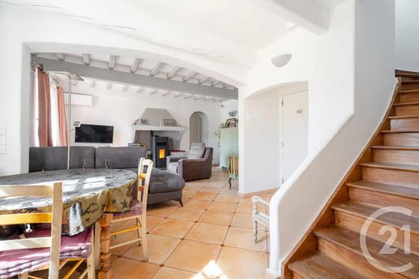 Maison à vendre  8 pièces - 230 m 2   LES ARCS  - 83