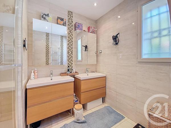 Maison à vendre  5 pièces - 150 m 2   AVIGNON  - 84