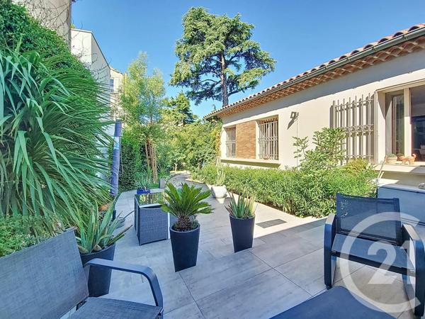 Maison à vendre  5 pièces - 150 m 2   AVIGNON  - 84