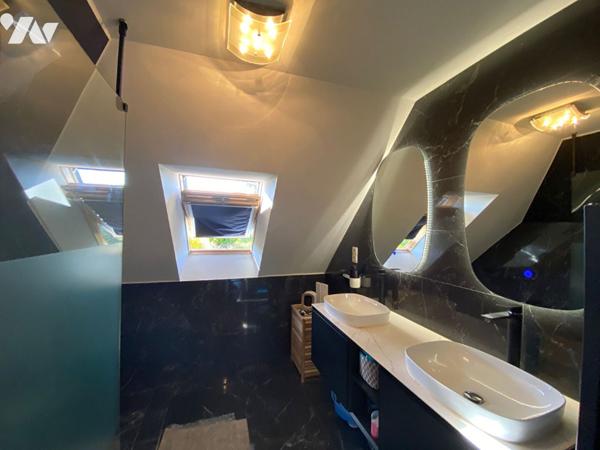 BRUZ - GOLF DE CICE BLOSSAC - Vaste maison de 200m² avec piscine