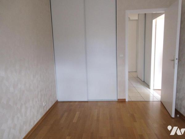 VANNES HYPER CENTRE APPARTEMENT 2 CHAMBRES - GARAGE - 2 CAVES