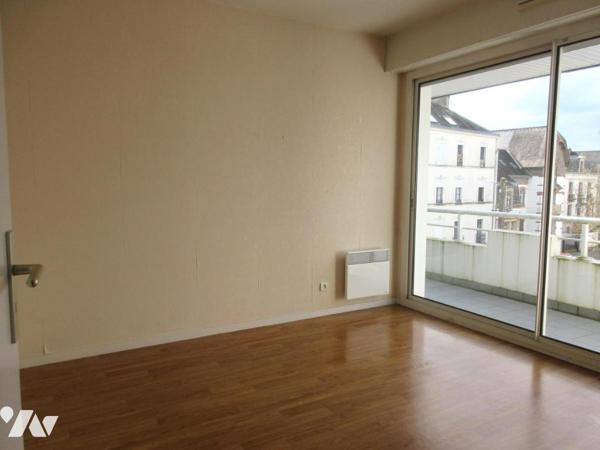 VANNES HYPER CENTRE APPARTEMENT 2 CHAMBRES - GARAGE - 2 CAVES