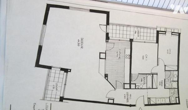 VANNES HYPER CENTRE APPARTEMENT 2 CHAMBRES - GARAGE - 2 CAVES