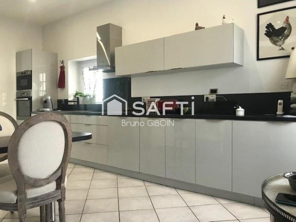 Maison de ville 115 m², 5 pièces, 3 chambres, garage et jardin