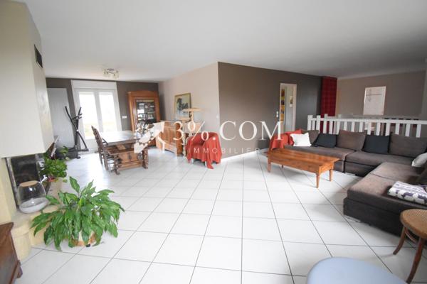 Maison 6 pièce(s) 4 chambre(s) 180 m²