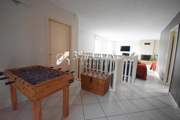 Maison 6 pièce(s) 4 chambre(s) 180 m²