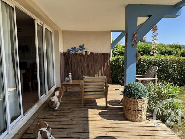 Appartement F3 à vendre  3 pièces - 51 m 2   LES ISSAMBRES  - 83
