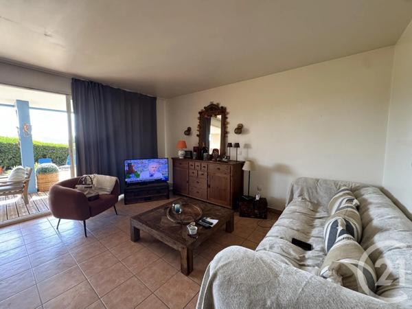 Appartement F3 à vendre  3 pièces - 51 m 2   LES ISSAMBRES  - 83