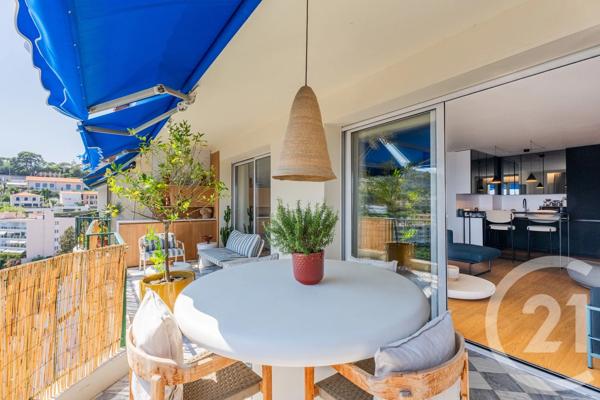 Appartement F3 à vendre  3 pièces - 64,01 m 2   VILLEFRANCHE SUR MER  - 06
