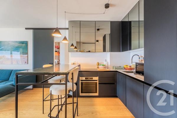 Appartement F3 à vendre  3 pièces - 64,01 m 2   VILLEFRANCHE SUR MER  - 06