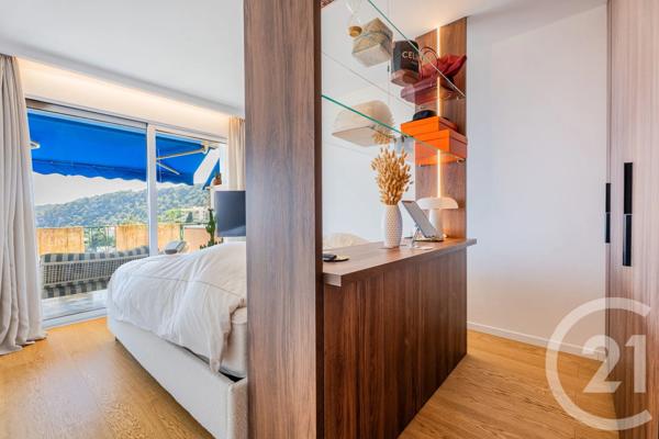 Appartement F3 à vendre  3 pièces - 64,01 m 2   VILLEFRANCHE SUR MER  - 06