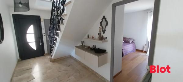 Maison 6 pièce(s)