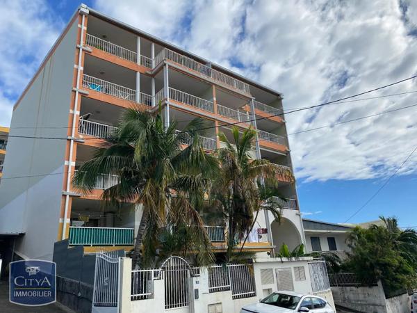Appartement à louer 1 pièce 37.62m² Saint-Denis (97490)