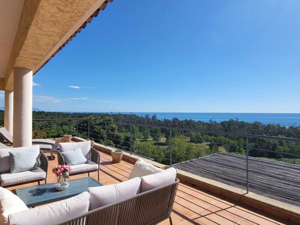 Propriété d'exception avec vue mer imprenable