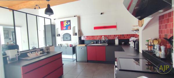 Vente maison Pons : 285 000 € - AJP Immobilier Pons