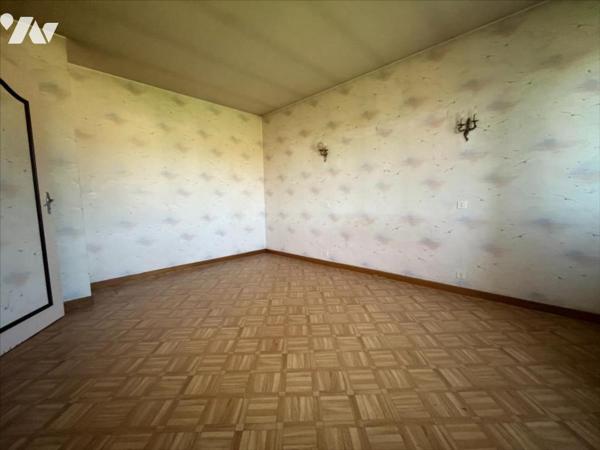 MAISON DE 130 M² SUR SOUS-SOL