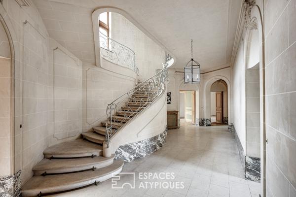 Hôtel particulier à réinventer avec jardin de 2 000 m²