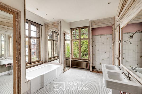 Hôtel particulier à réinventer avec jardin de 2 000 m²