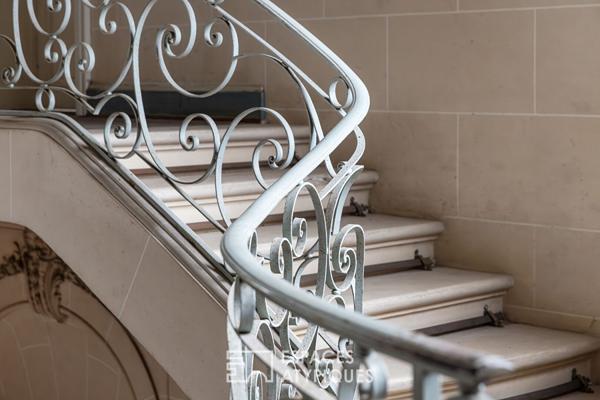 Hôtel particulier à réinventer avec jardin de 2 000 m²