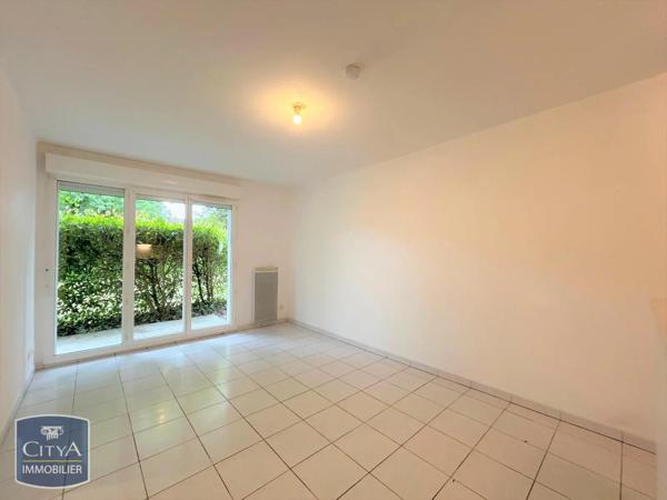 Appartement à louer 2 pièces 33.78m² Coutras (33230)