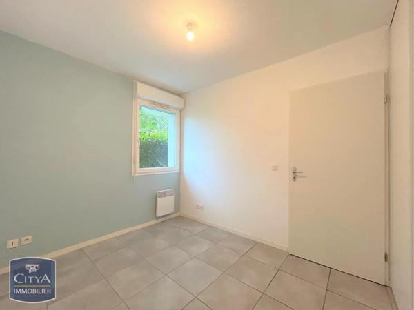 Appartement à louer 2 pièces 33.78m² Coutras (33230)