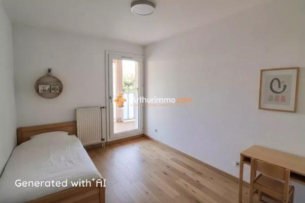 Vente                                                      Appartement
                        
                     3 pièces                      55 m2                     à Le Grau-du-Roi