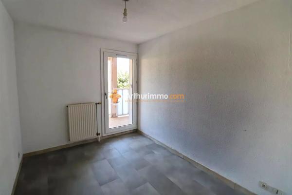 Vente                                                      Appartement
                        
                     3 pièces                      55 m2                     à Le Grau-du-Roi