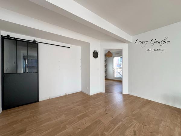 Appartement rénové 51 m² – Centre de Roncq, avec 2 parkings couverts et sécurisés