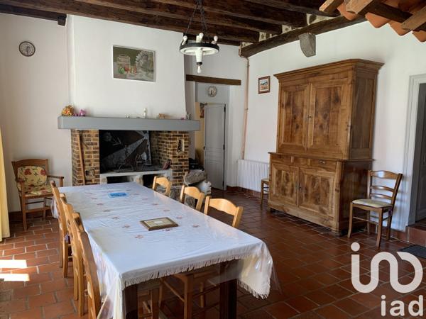 Maison 7 pièces de 198 m² à Manot (16500)