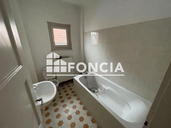 Location Maison 7 pièces 194 m² - 14 RUE DES JESUITES Strasbourg 67100