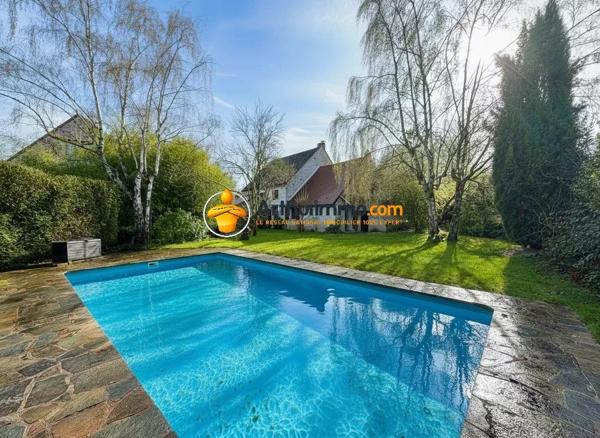 Vente                                                      Maison
                        
                     8 pièces                      280 m2                     à La Ferté-sous-Jouarre