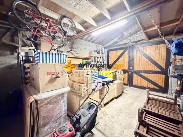 Vente                                                      Maison
                        
                     8 pièces                      280 m2                     à La Ferté-sous-Jouarre