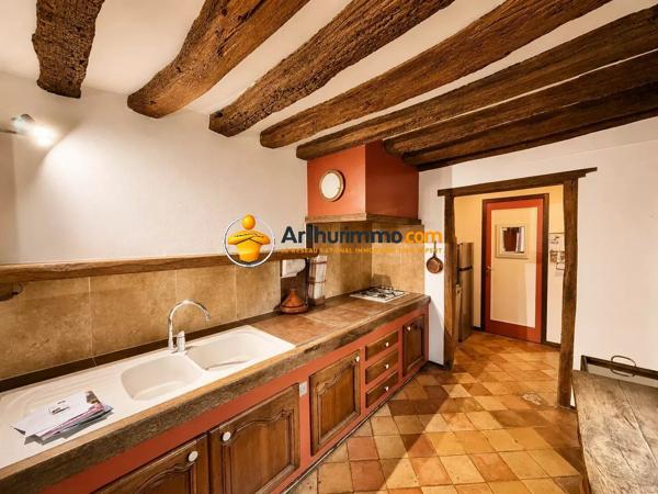 Vente                                                      Maison
                        
                     8 pièces                      280 m2                     à La Ferté-sous-Jouarre